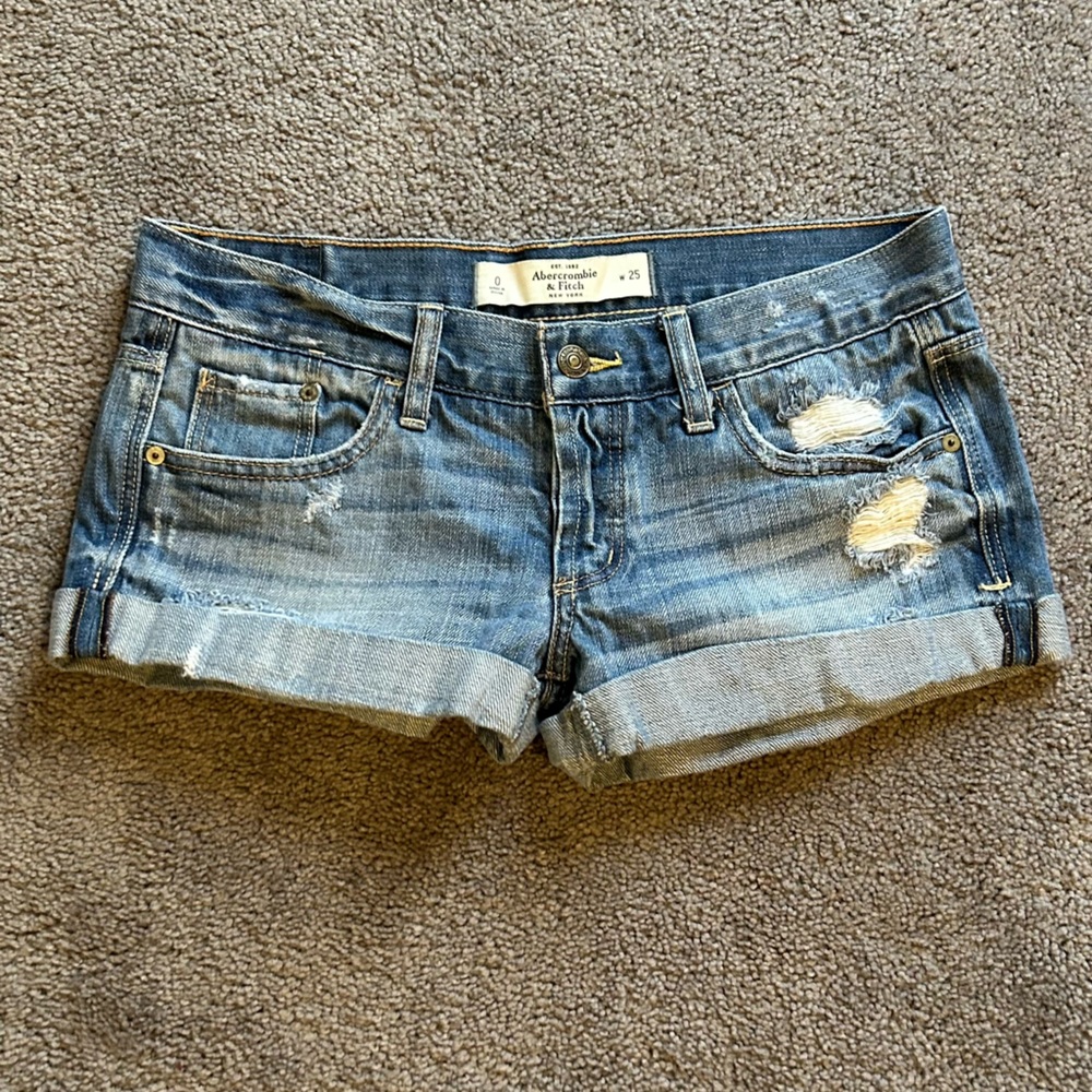 Abercrombie and fitch shorts, size 0, w 25, color blue denim